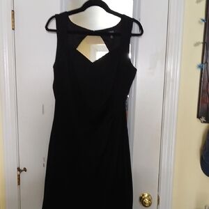 Elegant Black Sleeveless Dress
